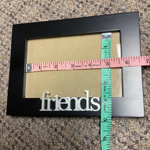 $5 Bundled * Black 4 x 6 Friends Photo Frame - Picture 3 of 5